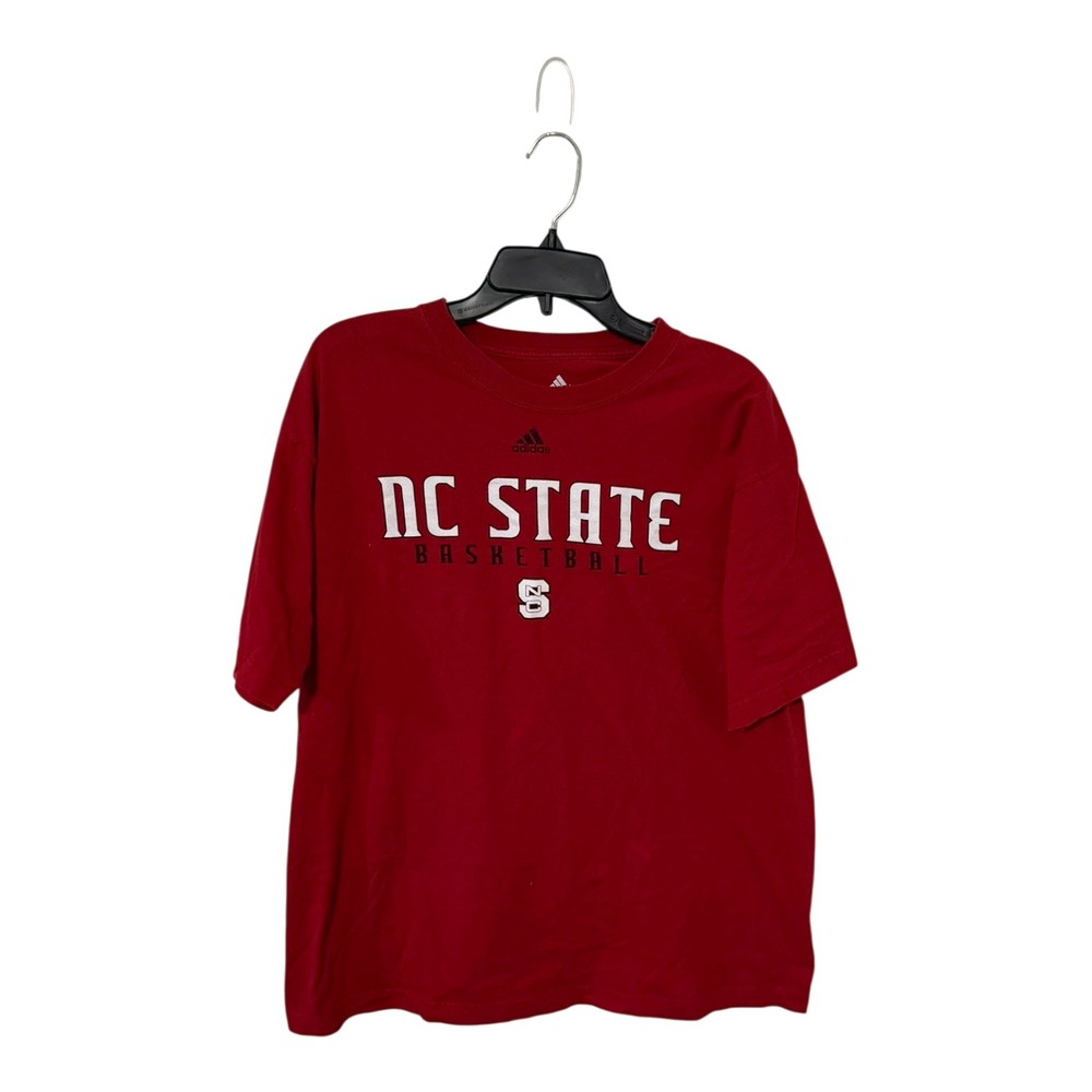 Adidas NC State Basketball T-Shirt Mens XL Red Short Sleeve Wolfpack Graphic Tee